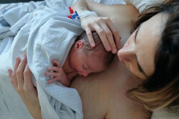 Kontakt koža na kožu