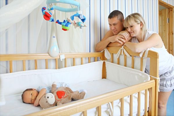 Spavanje bebe i preporučeni uslovi- Univerzitetska klinika Hajdelberg i Američke Akademije za Pedijatriju 