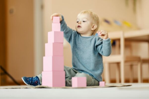 Rast i razvoj deteta u drugoj godini