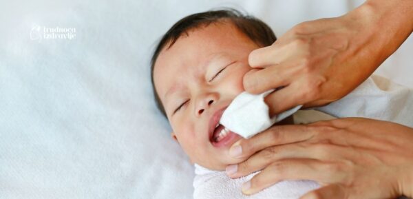 12 Pravila za higijenu bebe i 8 pravila za bezbednost