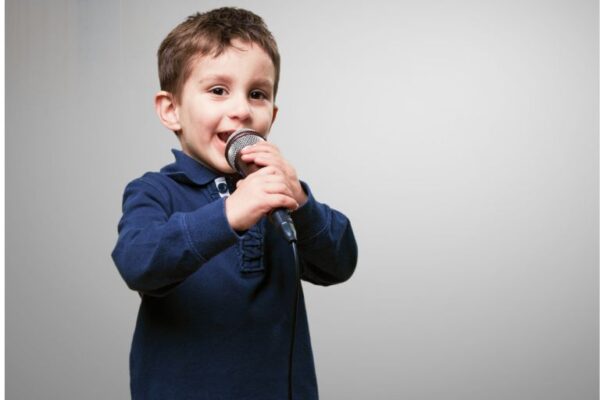 Zašto je pevanje važno i podsticajno za razvoj dece