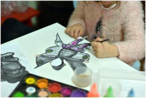 Kreativni rad roditelja sa decom od 4 do 6 godina, radionica Vilenjaci.
