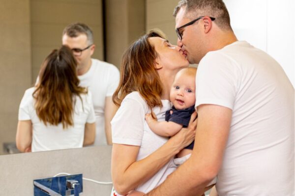 Supružnik ne treba da bude na drugom mestu