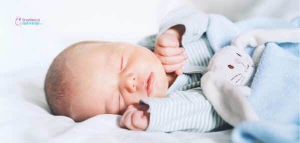 Koliko beba spava od rođenja do prve godine