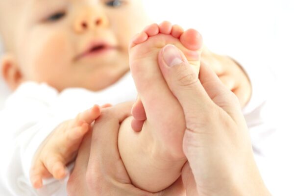 refleksologija stopala bebe