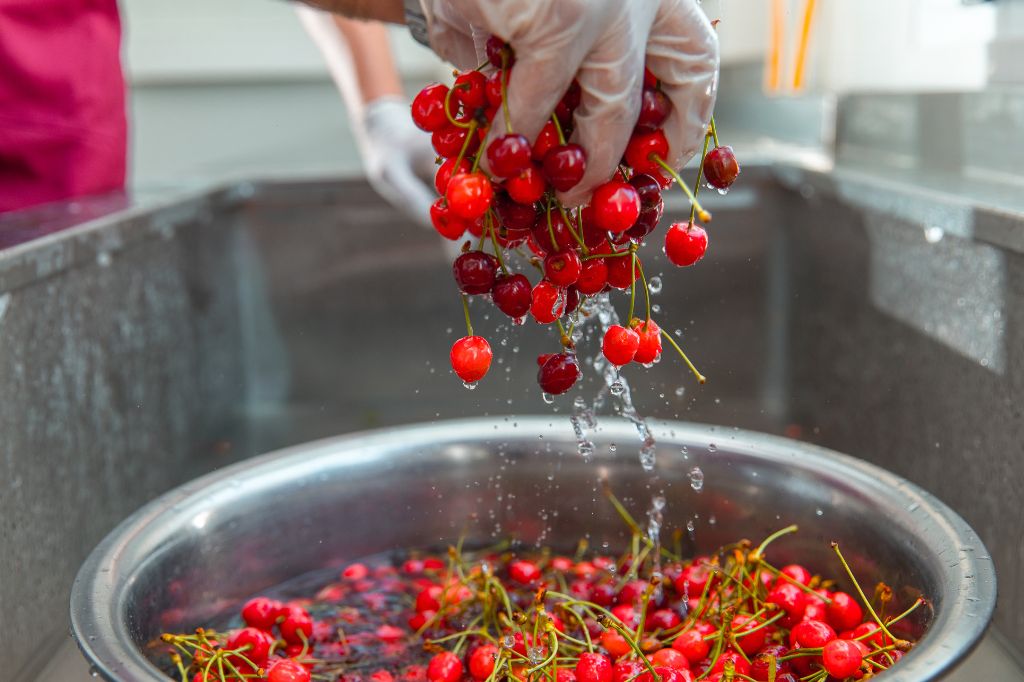 smanjiti kolicina pesticida u vocu i povrcu
