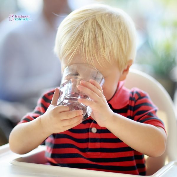 Rehidracija Odojčeta i Male Dece