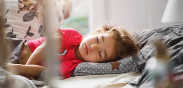 Dete mokri u krevet – Urolog predlaže trening mokrenja