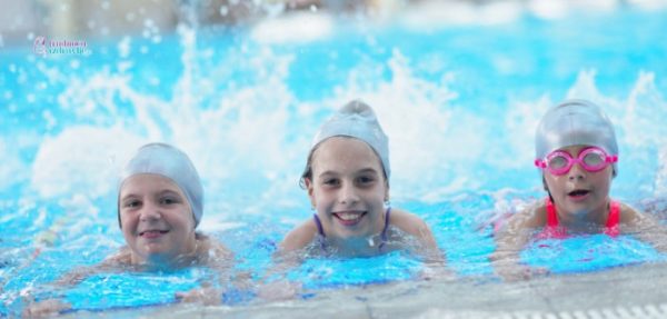 Zašto treba upisati dete u školu plivanja