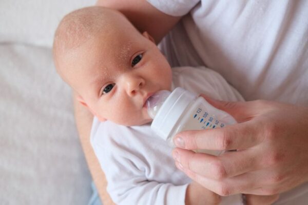 Kako čuvati majčino mleko