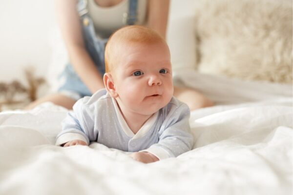 Drugi mesec bebe