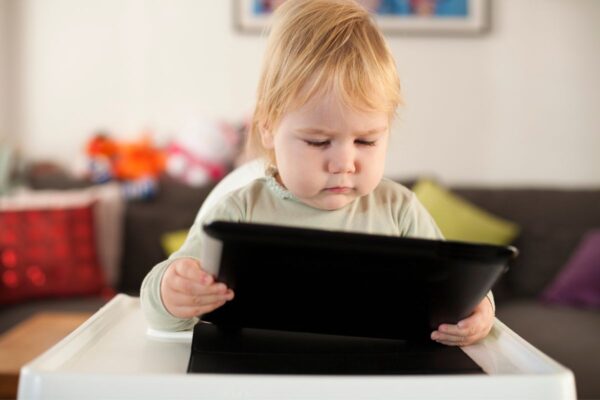 digitalne tehnologije i razvoj dece