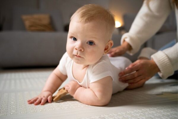 Razvoj dece u 1. godini