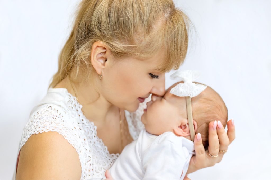 Da li beba uzima dovoljno majčinog mleka