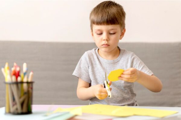 Veštine sečenja makazama 