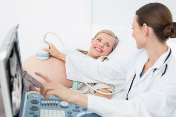 beba treba da okrene glavu nadole