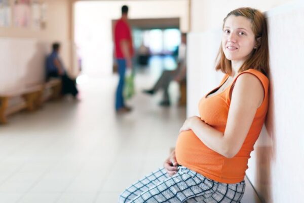  odmah da ide u porodilište